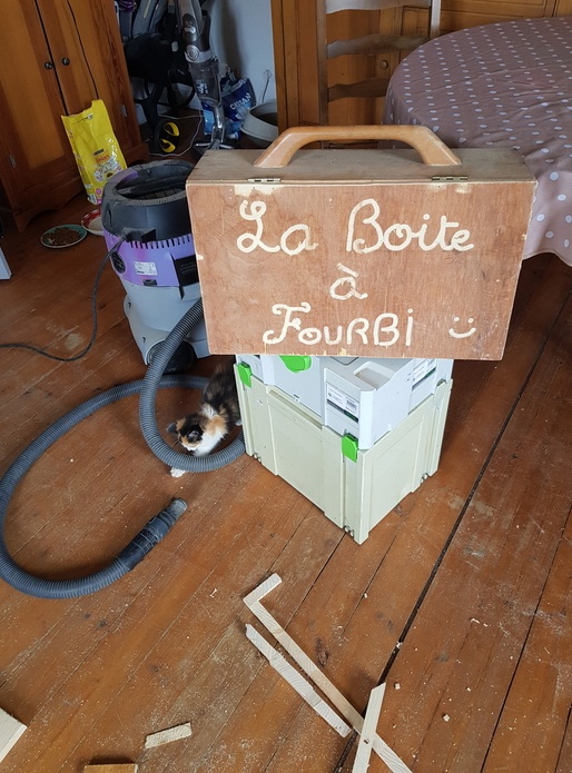 La boîte à fourbi