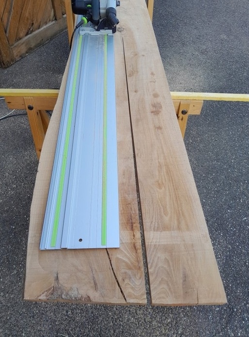 Illustration des tensions internes dans une planche