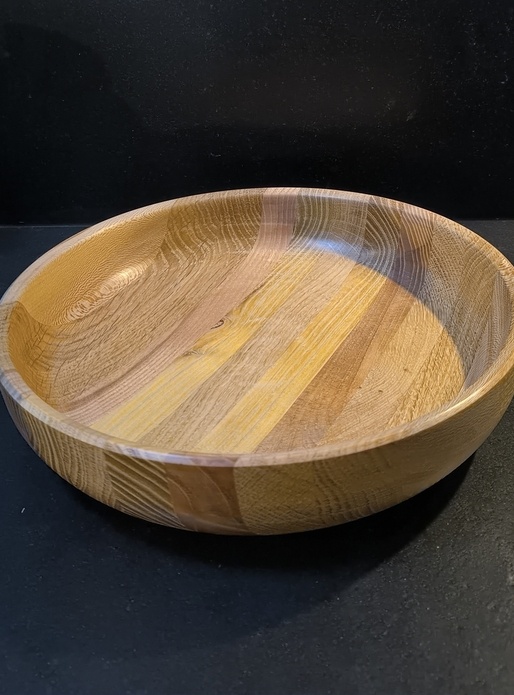 Première coupe à fruits tournée.