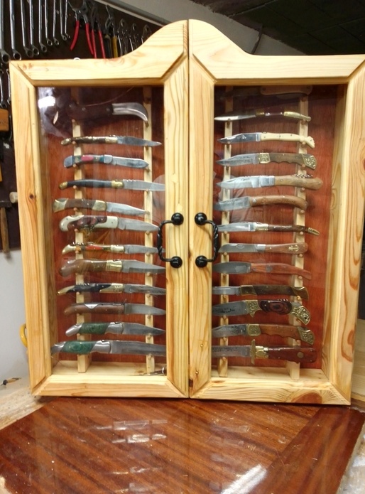 Armoire à couteaux