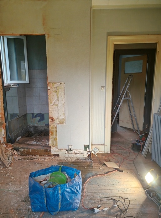 Rénovation appartement, Pose cuisine et mobilier sur mesure