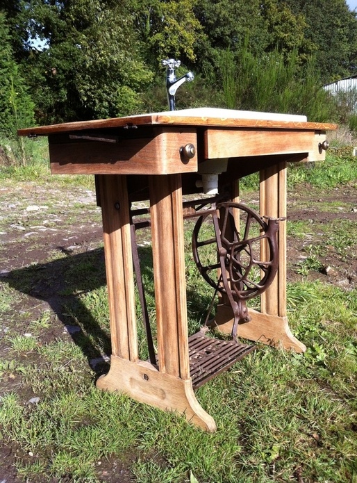 Machine à coudre "obinet"