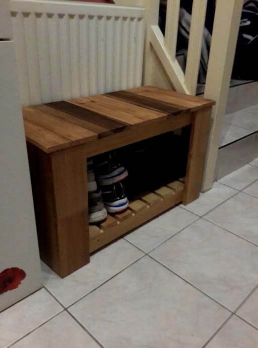 Le banc à chaussures