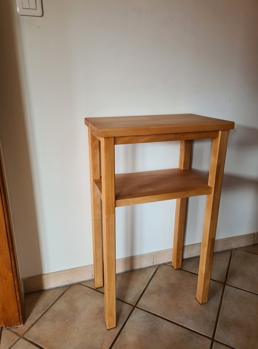Petite table