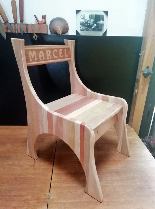 Chaise d'enfant dans les chutes !