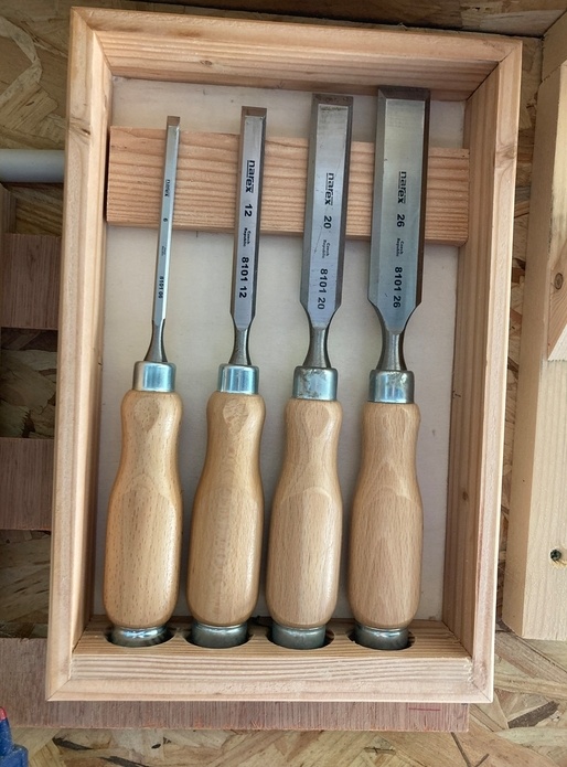 Range ciseaux à bois, option french cleat.