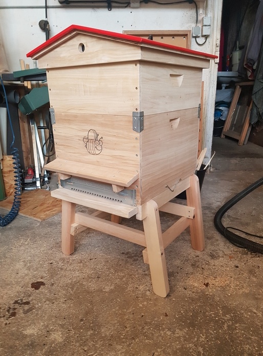 Ruche Dadant toit chalet