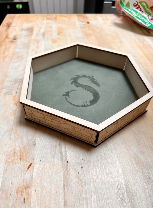 Boite à lancer de dés