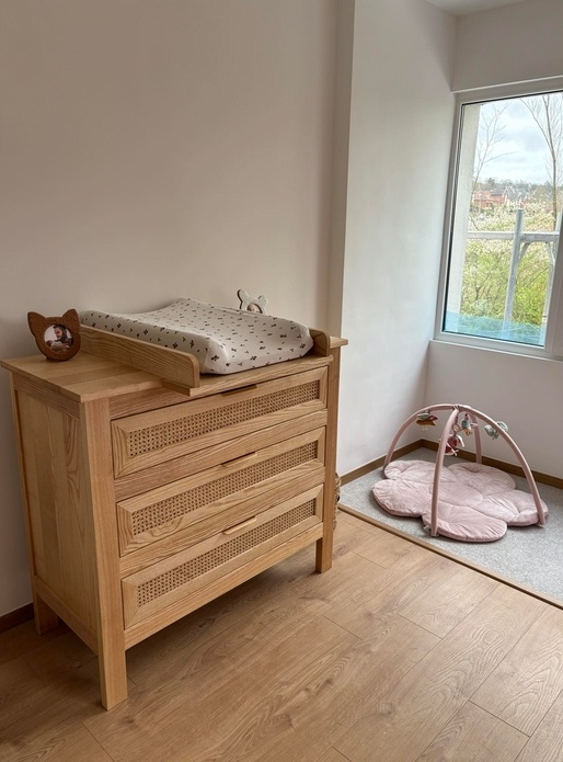 Commode en frêne pour Élise ...