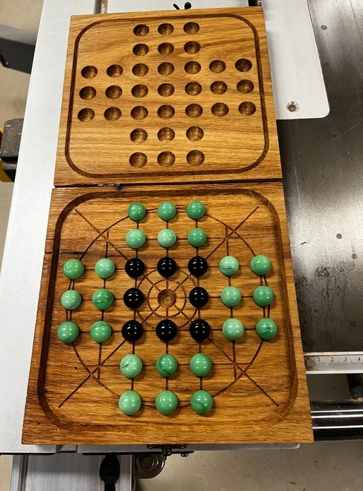 Le Solitaire (version boîte)