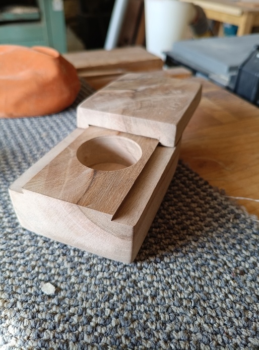 Boites a queux d'aronde