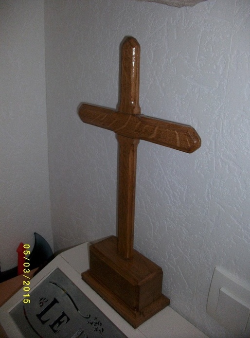 Crucifix en chene