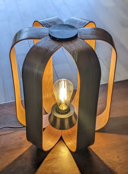 Lampe lamellée collée + impressions 3D