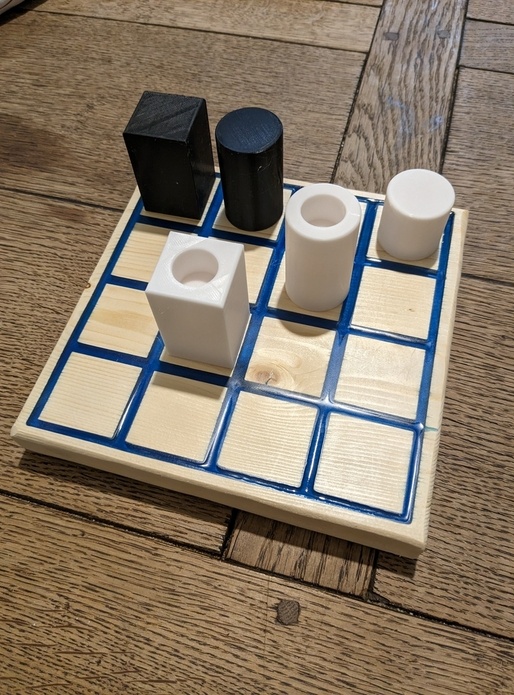 Quarto en bois, résine et impression 3D