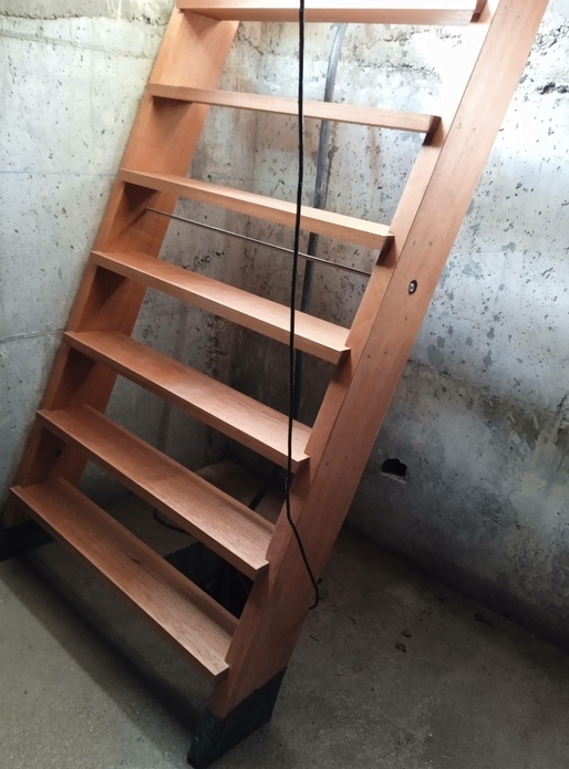 Escalier type meunier pour cave
