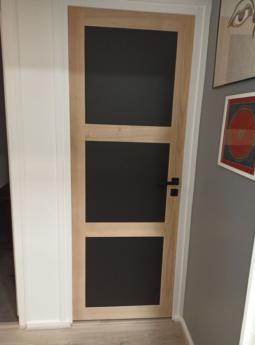 Porte Frêne et stratifié noir mat