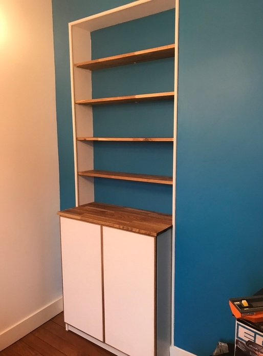 Aménagement d'un encadrement de porte condamnée