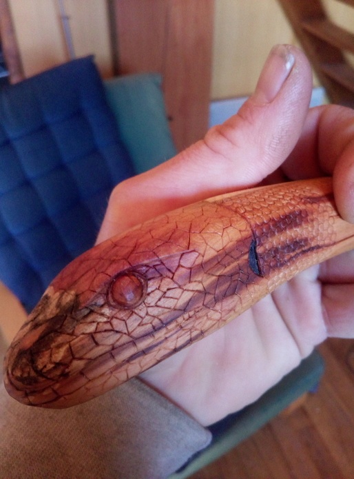 Demi-louche...demi-sculpté