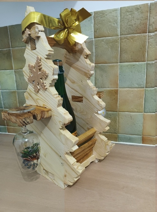 Porte bouteille forme sapin pour les fêtes