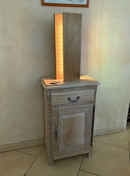 Confiturier et lampe