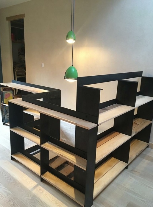 Garde-corps / étagère, bois et métal