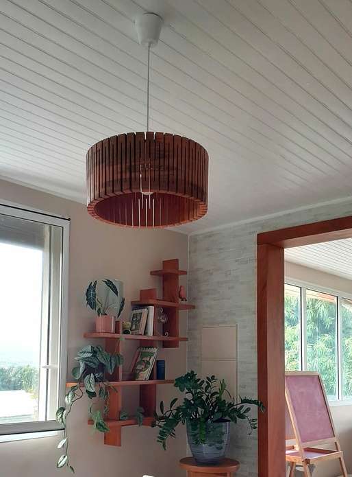 Suspension planche découpée