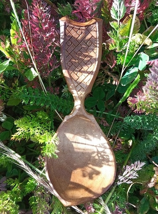 Cuillère en noyer toujours sur le design de "Lee John Phillips".