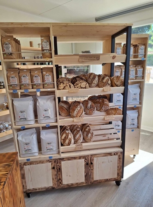 Présentoir à pains et farines