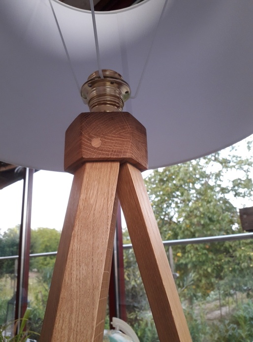 Lampe trépied
