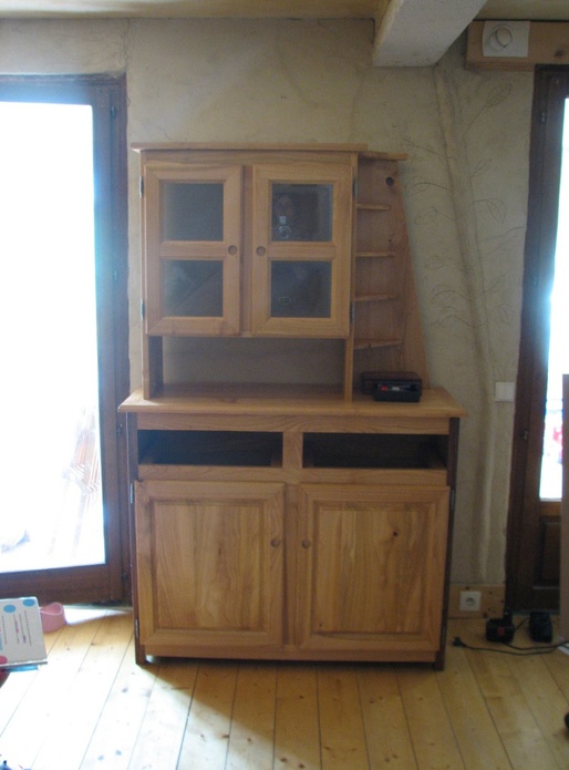 Buffet, bibliothèque...