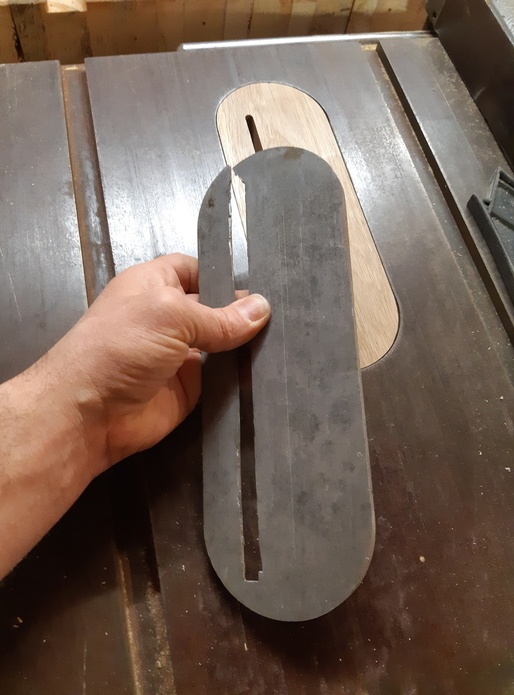 Une "plate" pour mon banc de scie
