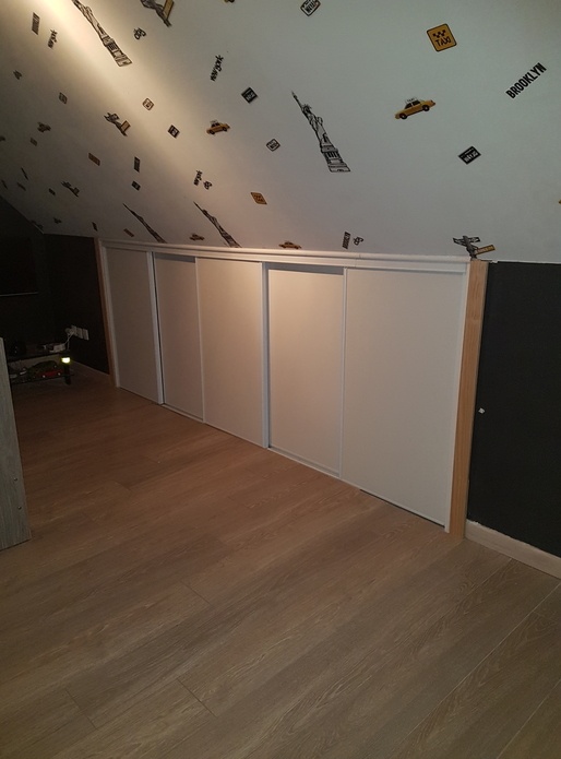 Placards sous rampant