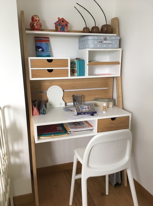 Un bureau d'enfant
