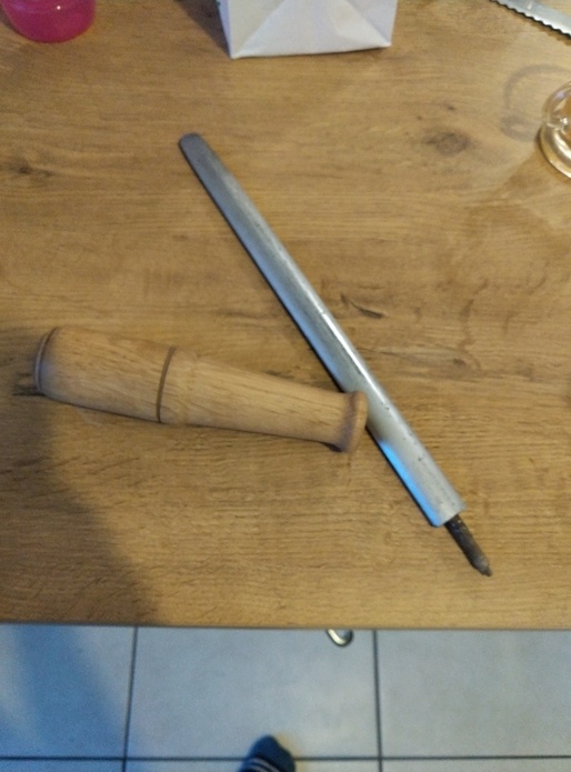 Manche pour fusil a aiguiser