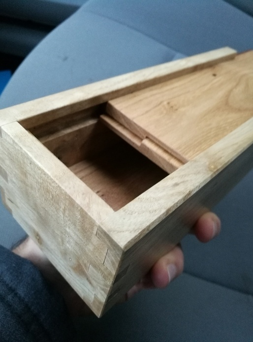 Couvercle fait avec 2 des 4 chevalets