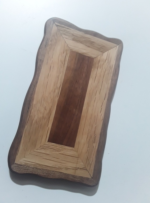 Petit dessous de verre ou tasse 3 variété de noyer.