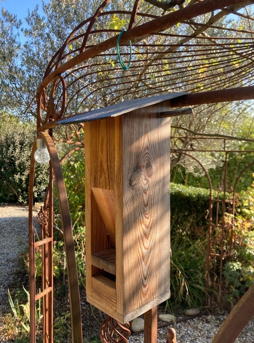 Nichoirs et mangeoire