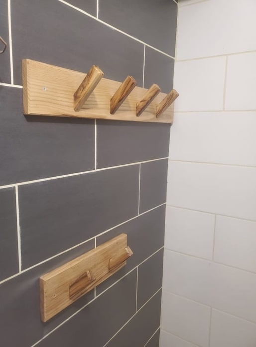 Patères à l'arrache