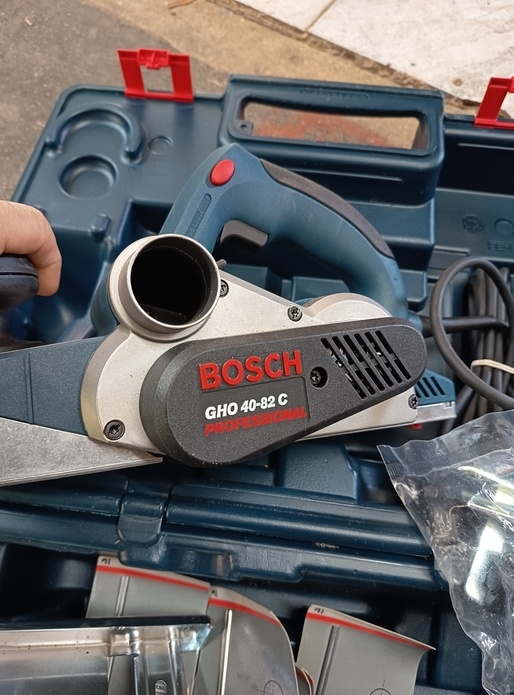 Rabot électrique Bosch