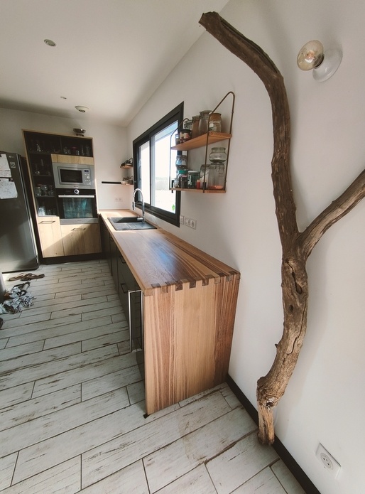 Plan de travail en chêne brun