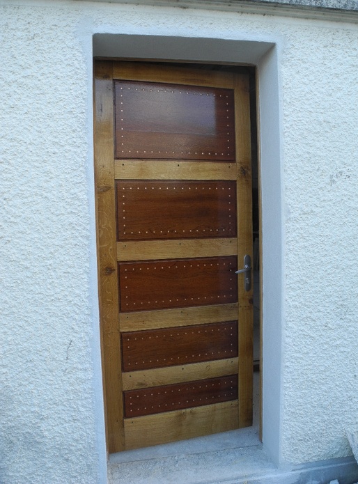 Porte de service de l'atelier