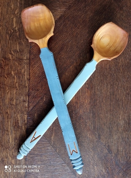 Cuillères à salade en cerisier