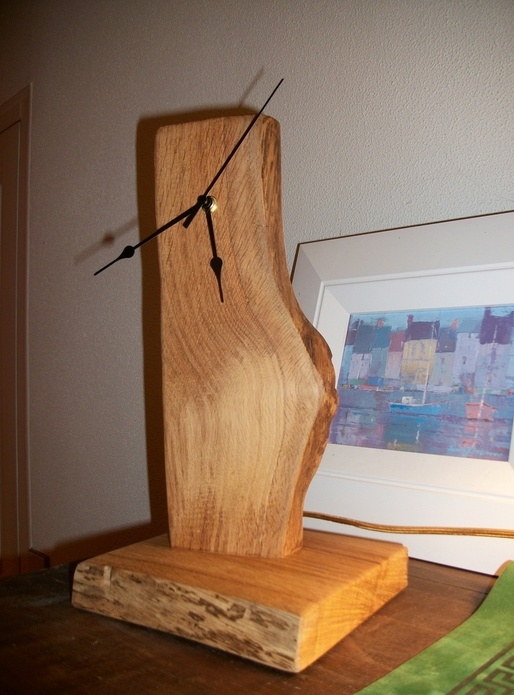 Pendulette créative en chêne