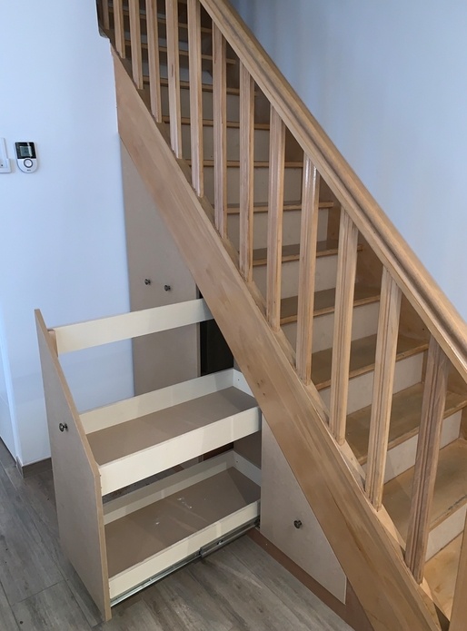 Aménagement sous escalier