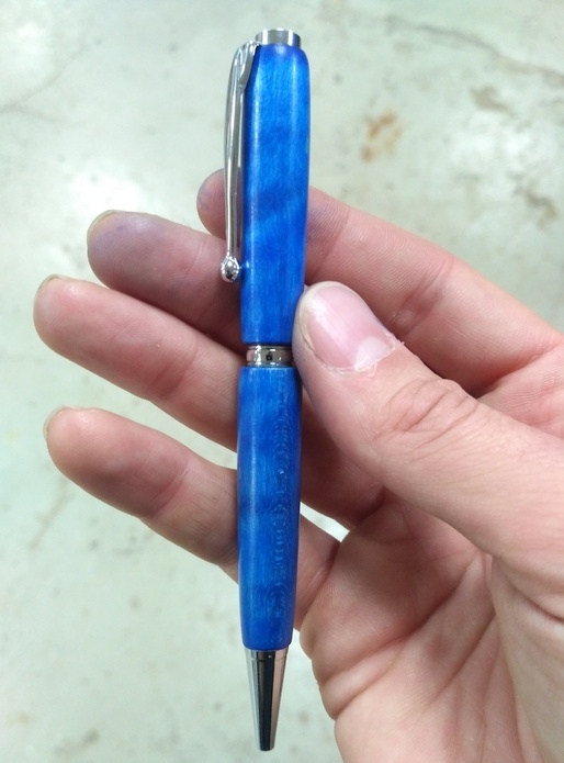 Stylos érable ondé teinté bleu