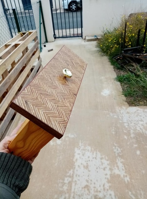 Tiroir en damas de contre-plaque