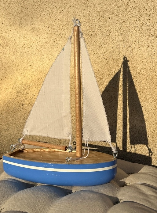 Voilier de piscine