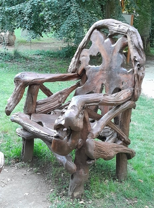 Horrific salon de jardin