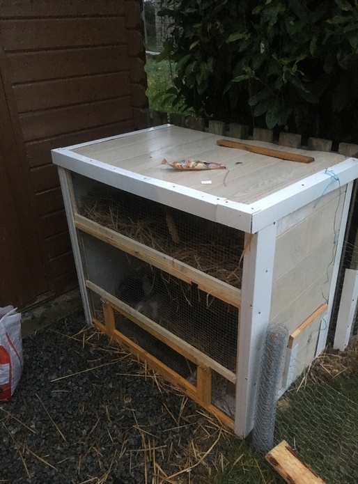 Clapier à lapins récup