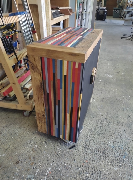 Meuble avec chuttes valchromat et chêne